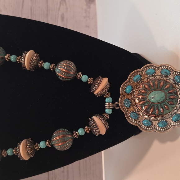 Turquoise and Silver Pendant Necklace - Picture 7 of 8